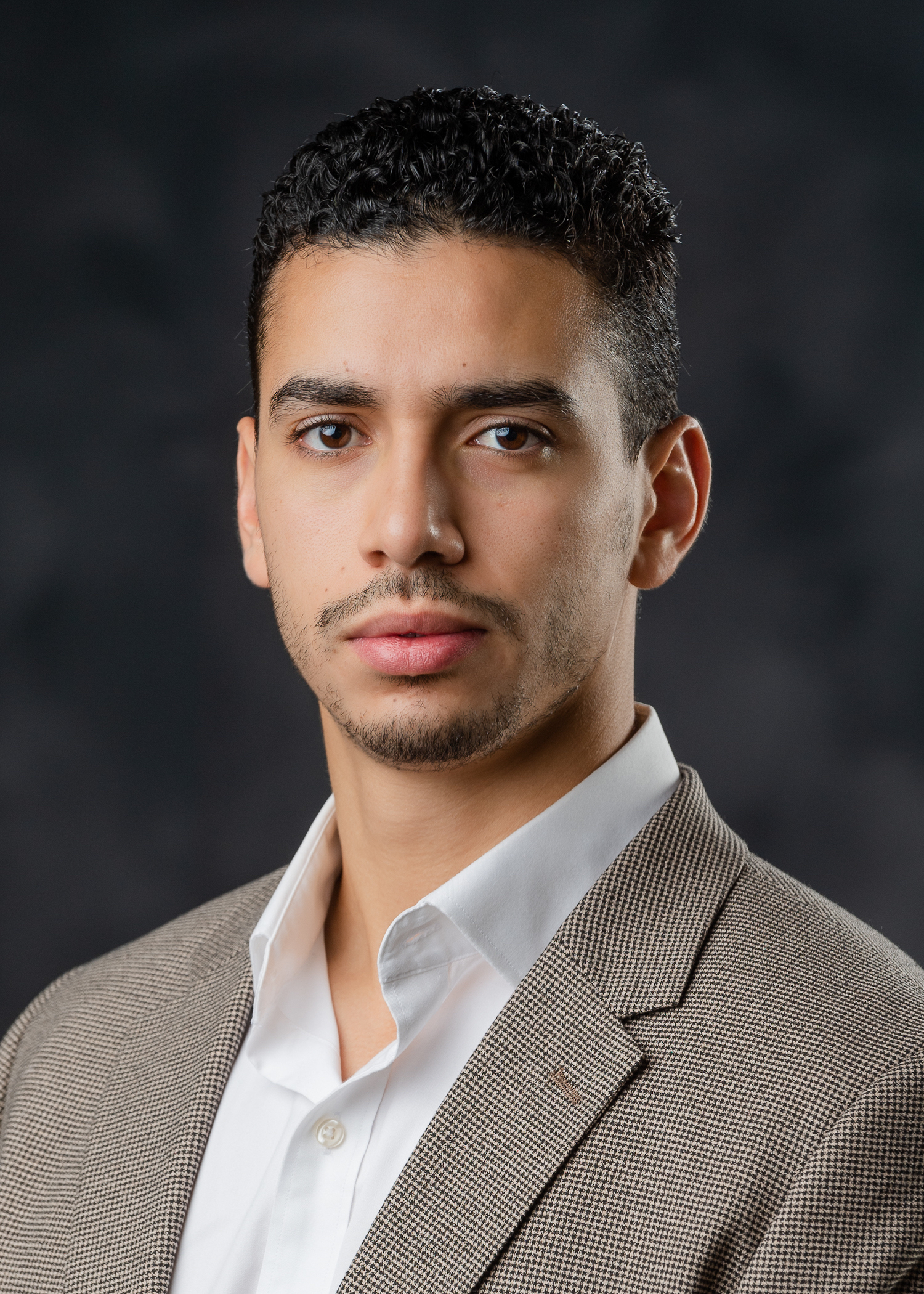 Omar Es-Sahli Headshot